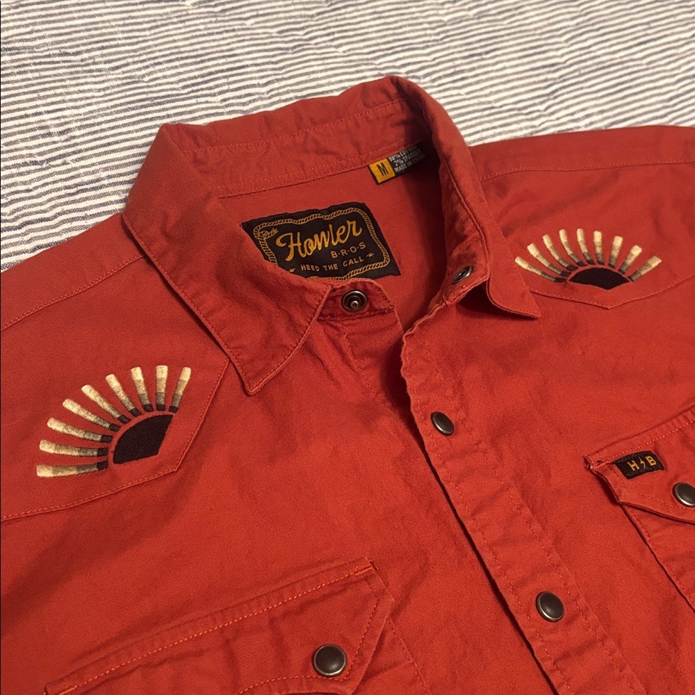 Howler Brothers Gaucho Western Crosscut Black Pearl Snap Embroidered shirt
